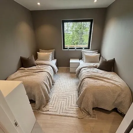 Willa Private Modern Home, Garden And Seaview *